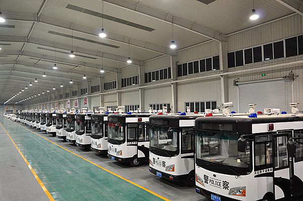 河北新宇宙:與科研機構(gòu)合作研發(fā)移動警務(wù)室