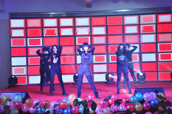 “跨越夢(mèng)想•躍迪啟航” 同唱和諧新樂(lè)章--躍迪集團(tuán)2014年會(huì)圓滿成功