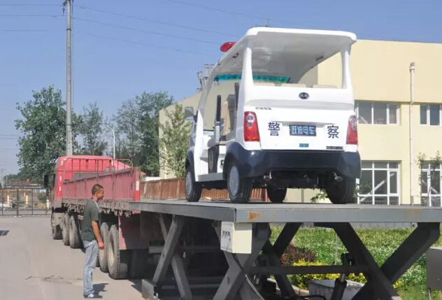 電動(dòng)巡邏車(chē)