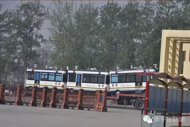 保定躍迪移動(dòng)警務(wù)室批量發(fā)車，全方位零距離服務(wù)群眾