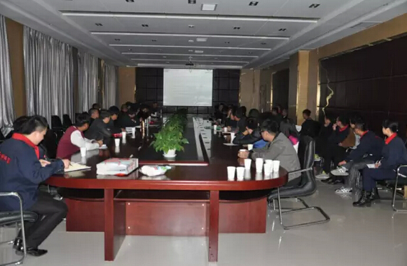 躍迪集團(tuán)河北新宇宙電動車有限公司優(yōu)秀經(jīng)銷商營銷、技術(shù)交流大會順利拉開序幕