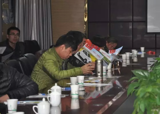 躍迪集團回饋家鄉(xiāng)父老—暨“金”冬臘月招商、訂貨、動銷大會河北站勝利召開