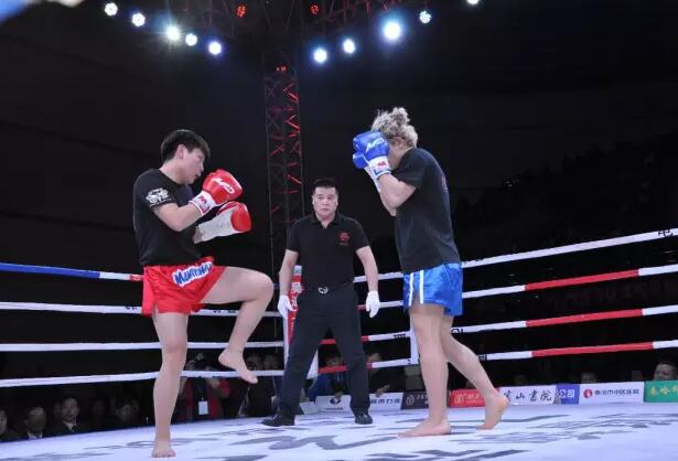 躍迪電動車被“風云匯六國拳王爭霸賽”列為指定用車