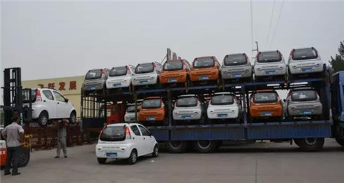 電動(dòng)轎車(chē)