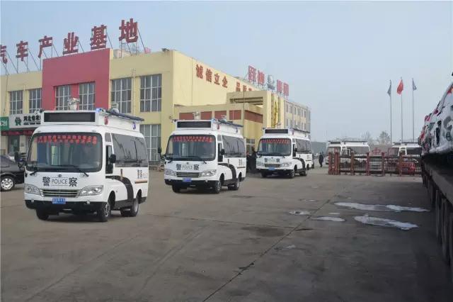 30臺(tái)躍迪燃油移動(dòng)警務(wù)室批量發(fā)往河北石家莊交管局——霧霾鎖城，躍迪24小時(shí)全天候執(zhí)勤