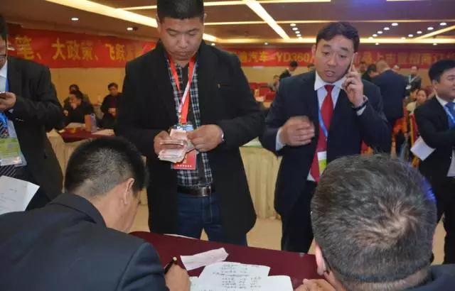 躍迪智能家族集結(jié)亮相鄭州展，萬人見證，共贏未來