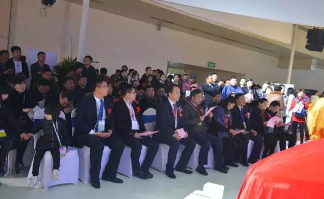 躍迪智能家族集結(jié)亮相鄭州展，萬人見證，共贏未來