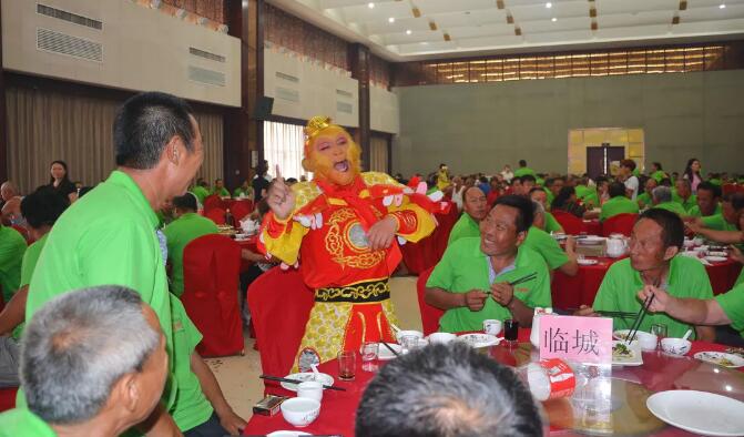 816臺!躍迪集團(tuán)千人團(tuán)購會再創(chuàng)新高!