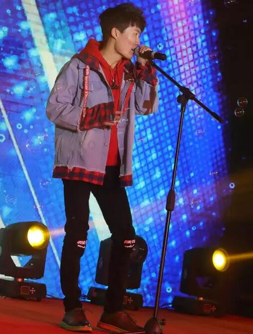 躍迪集團(tuán)“聚眾力，贏未來(lái)”新春文藝匯演