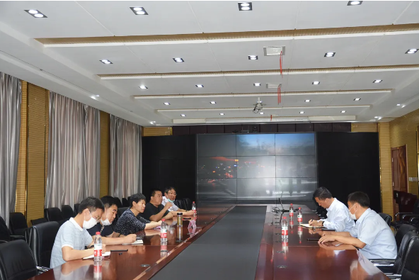元氏縣長許盡暉到躍迪集團(tuán)調(diào)研疫情防控和旅發(fā)大會重點項目工作
