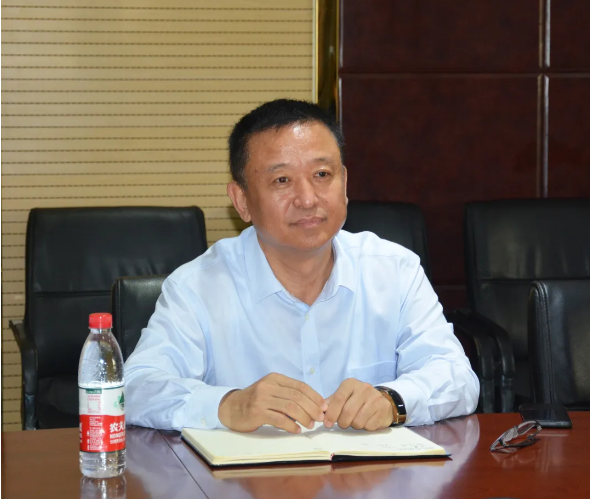 元氏縣長許盡暉到躍迪集團(tuán)調(diào)研疫情防控和旅發(fā)大會重點項目工作