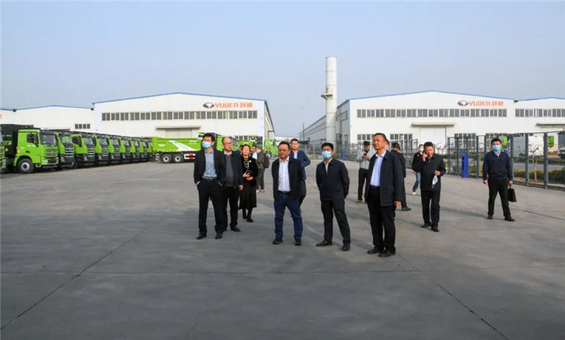 ?東風(fēng)柳州汽車有限公司黨委書(shū)記宣穎一行蒞臨躍迪集團(tuán)考察調(diào)研