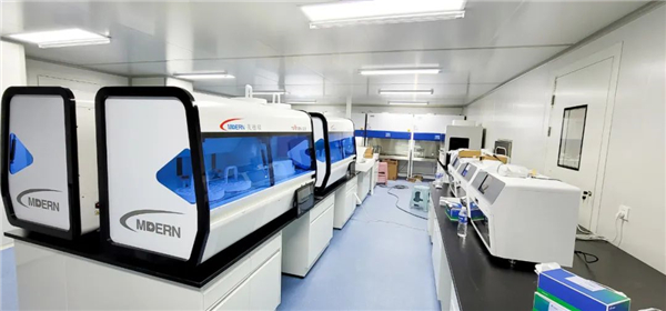 日檢20萬(wàn)人—躍迪核酸檢測(cè)實(shí)驗(yàn)室10天建成，調(diào)試完畢即將投入使用