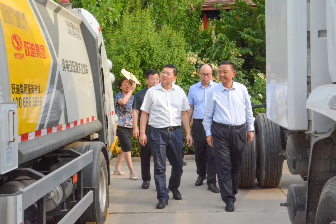 元氏縣委副書記、縣長(zhǎng)曹鉑一行蒞臨躍迪集團(tuán)考察調(diào)研