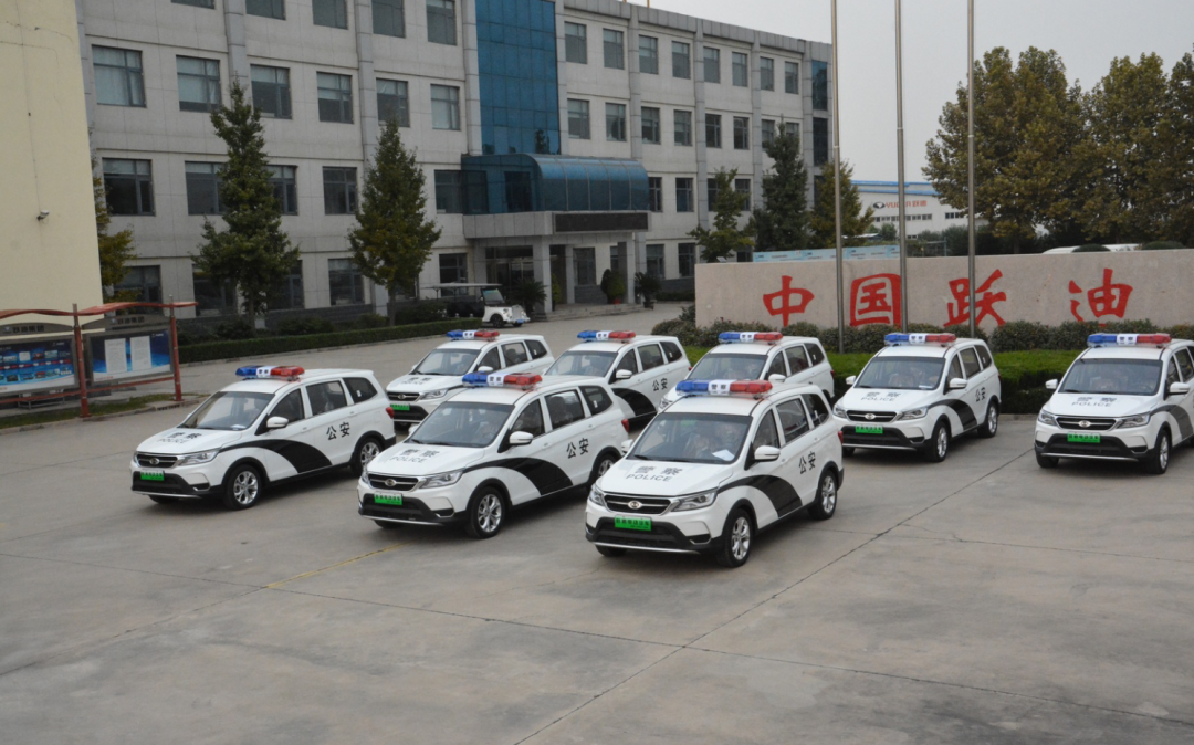 躍迪新能源多功能霧炮車(chē) — 為城市藍(lán)天保駕護(hù)航