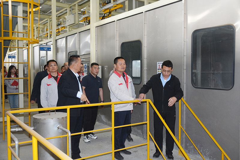 攜手共進(jìn)/合作共贏/奇瑞集團(tuán)領(lǐng)導(dǎo)一行蒞臨躍迪集團(tuán)考察交流