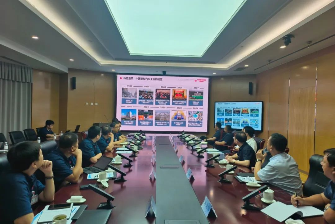 鋰業(yè)巨頭贛鋒鋰業(yè)董事長(zhǎng)李良彬、躍迪集團(tuán)董事長(zhǎng)呂洪濤聯(lián)袂造訪中國(guó)重汽，與劉正濤董事長(zhǎng)洽談新能源領(lǐng)域合作前景